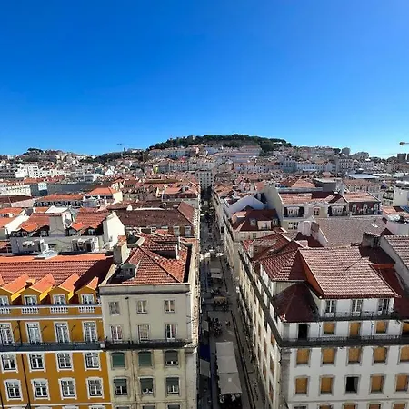 In The Heart Of Historic On Rua Augusta Alloggio in famiglia