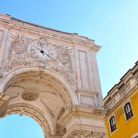 In The Heart Of Historic On Rua Augusta 홈스테이