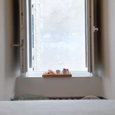 Privativo Com Banheiro Compartilhado Проживання в сім'ї *