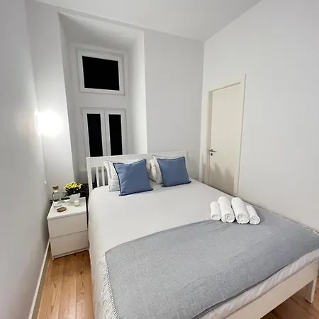 Homestay Privativo Com Banheiro Compartilhado *